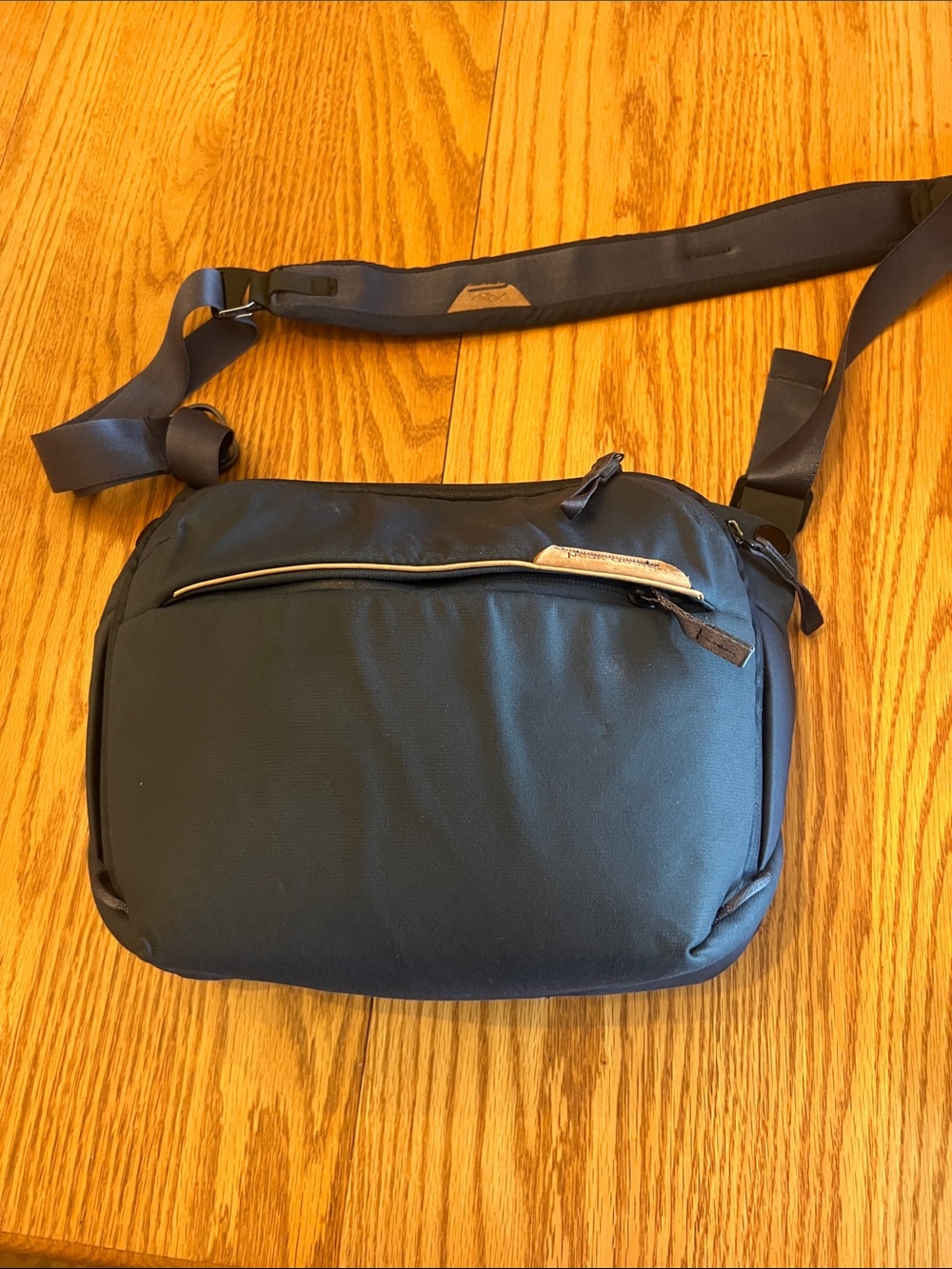 Peak Design Everyday Sling 6L V2 Camera/Messenger Bag